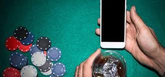 ကမ္ဘာ့ဘောလုံး Premier League Sportsbook odds ကြည့်နေသောပုံ